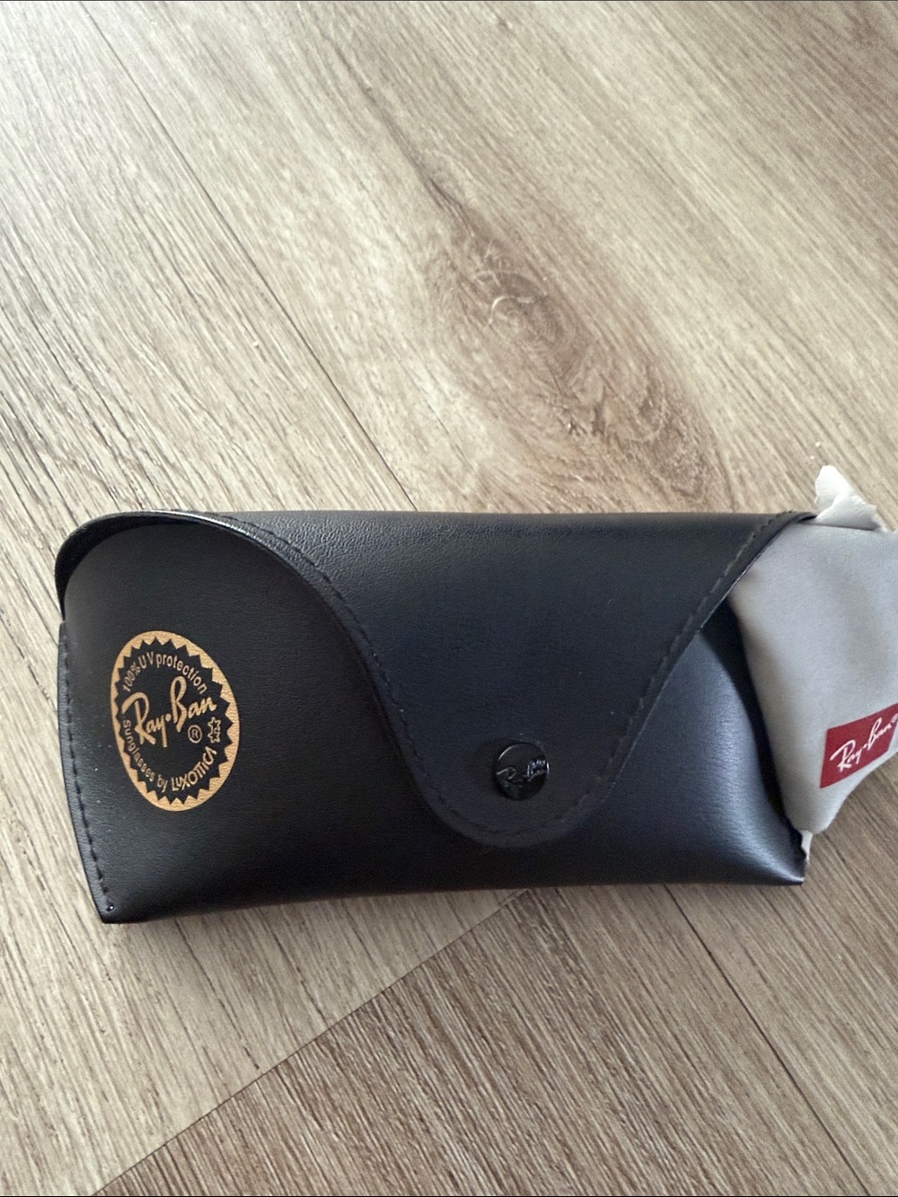 Ray-Ban Black Leatherette Sunglass Case with Grey Cloth ONLY